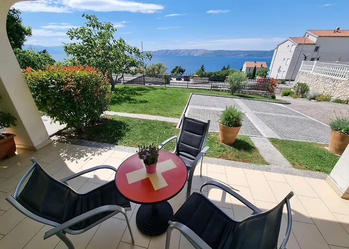 Mit Terrasse By Interhome Novi Vinodolski