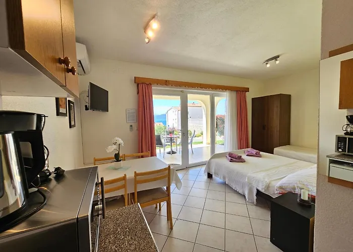 Mit Terrasse By Interhome Apartamento *